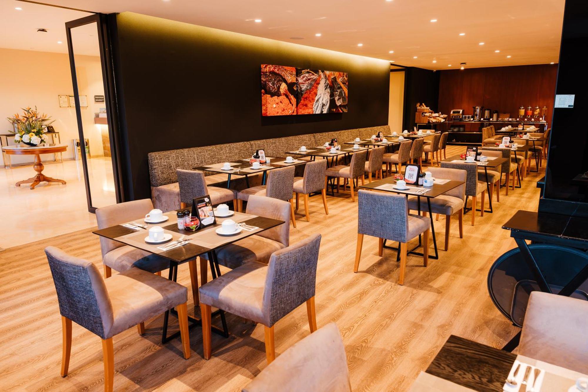 Wyndham Costa Del Sol Hotel