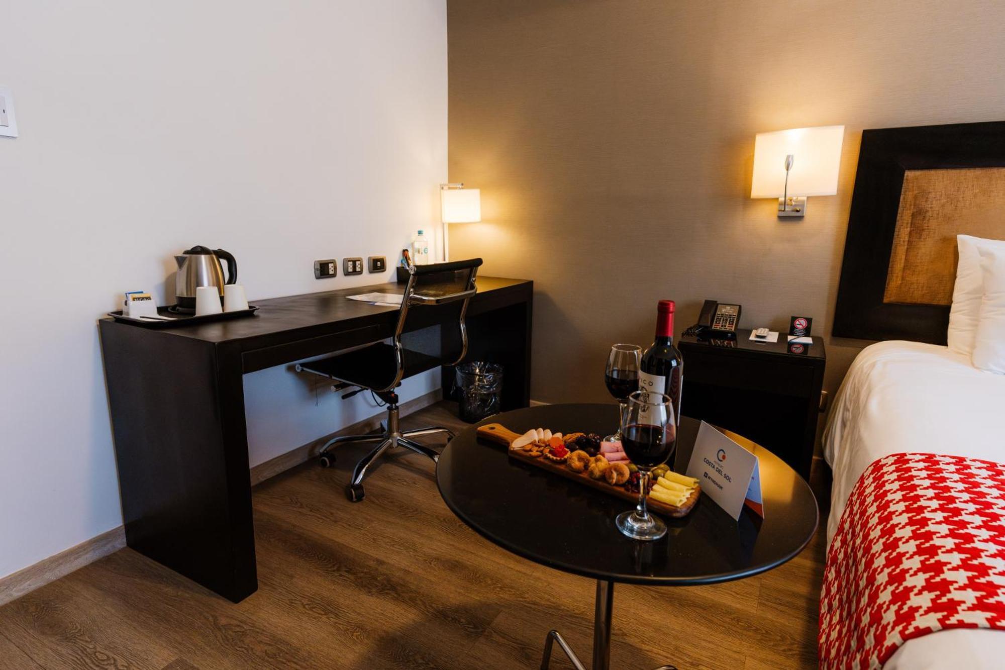 Wyndham Costa Del Sol Hotel 4*