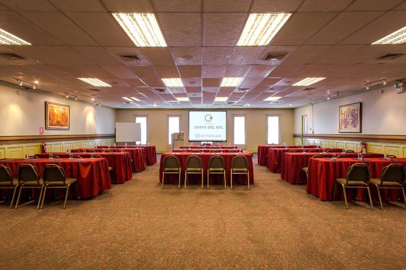Wyndham Costa Del Sol Hotel 4*